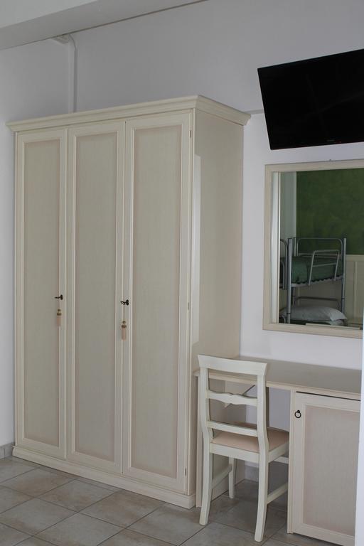 Hotel Costanza Cesenatico Pokój zdjęcie