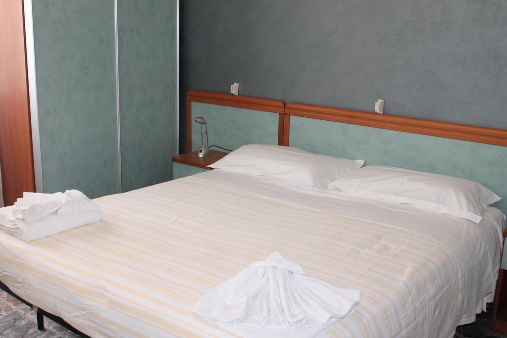 Hotel Costanza Cesenatico Pokój zdjęcie